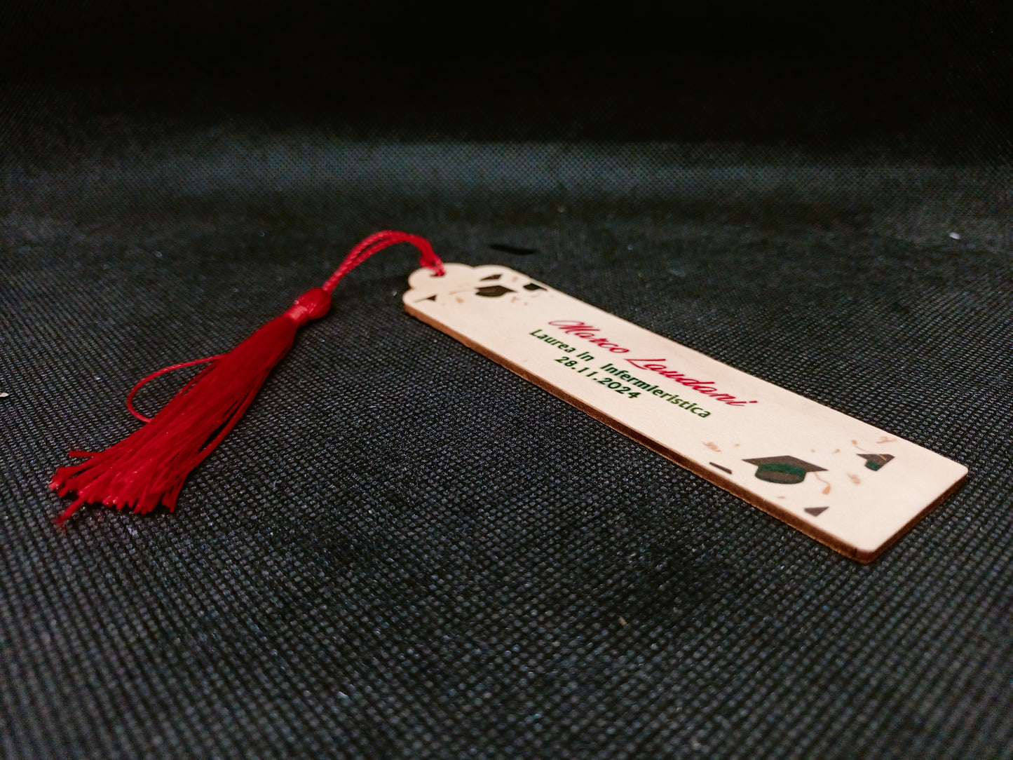 SEGNALIBRO IN LEGNO PERSONALIZZATO